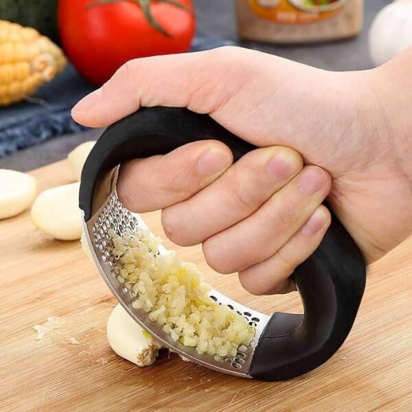Stainless Steel Garlic Crusher Ginger Mincer Squeezer Press - Image 6